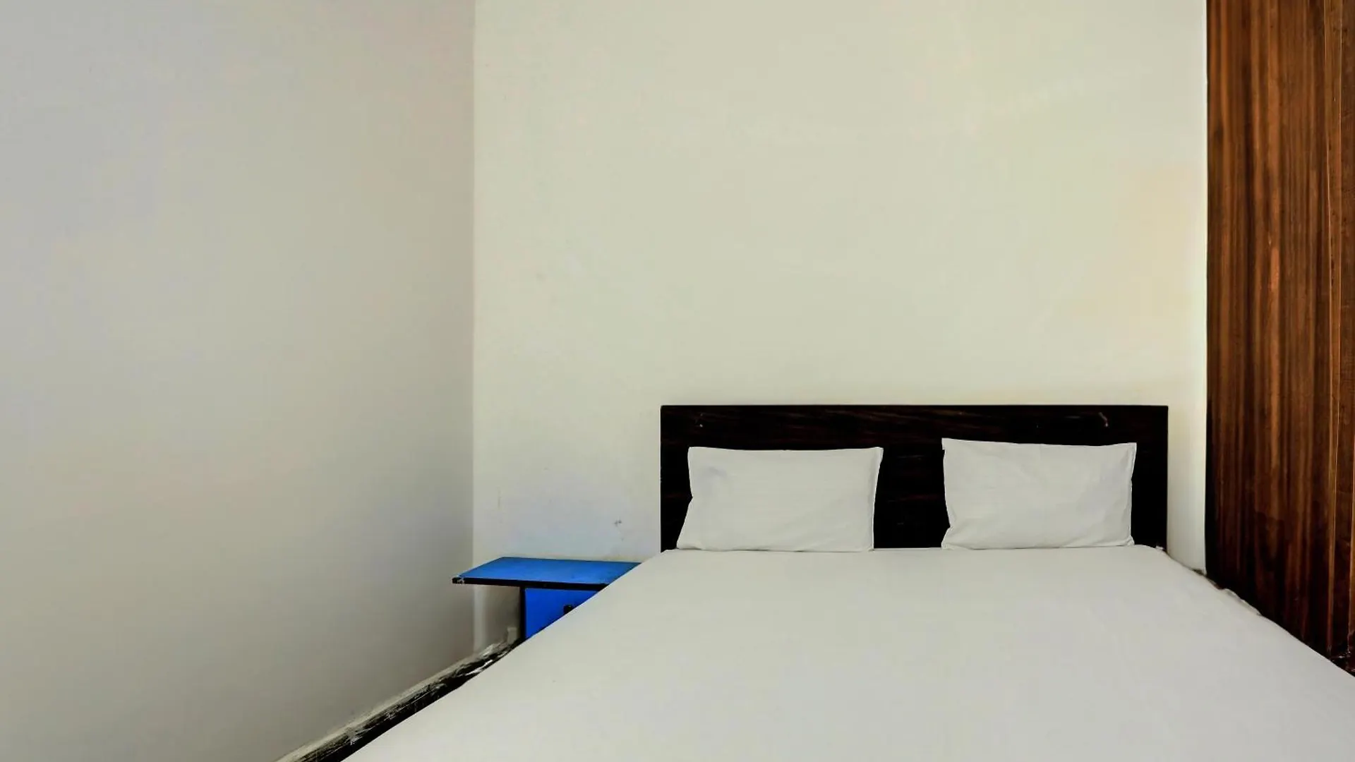 Hotel O Raaz Hotel Delhi