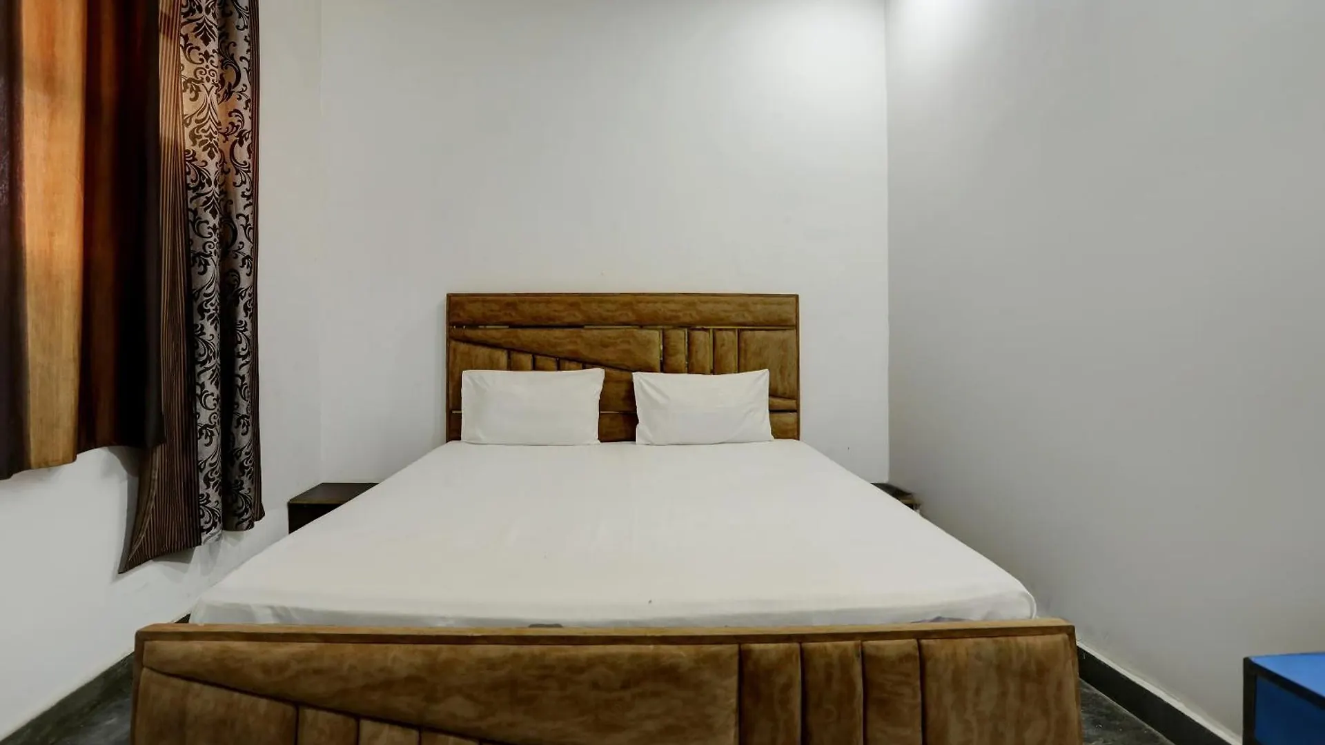 Hotel O Raaz Hotel Delhi  3*, Delhi (National Capital Territory of India)