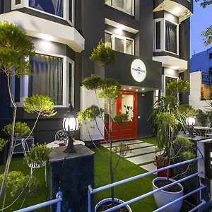 Oyo Townhouse 002 Park ** Delhi (National Capital Territory of India)